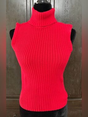 Tomfoolery Red sleeveless turtleneck sweater - size Small